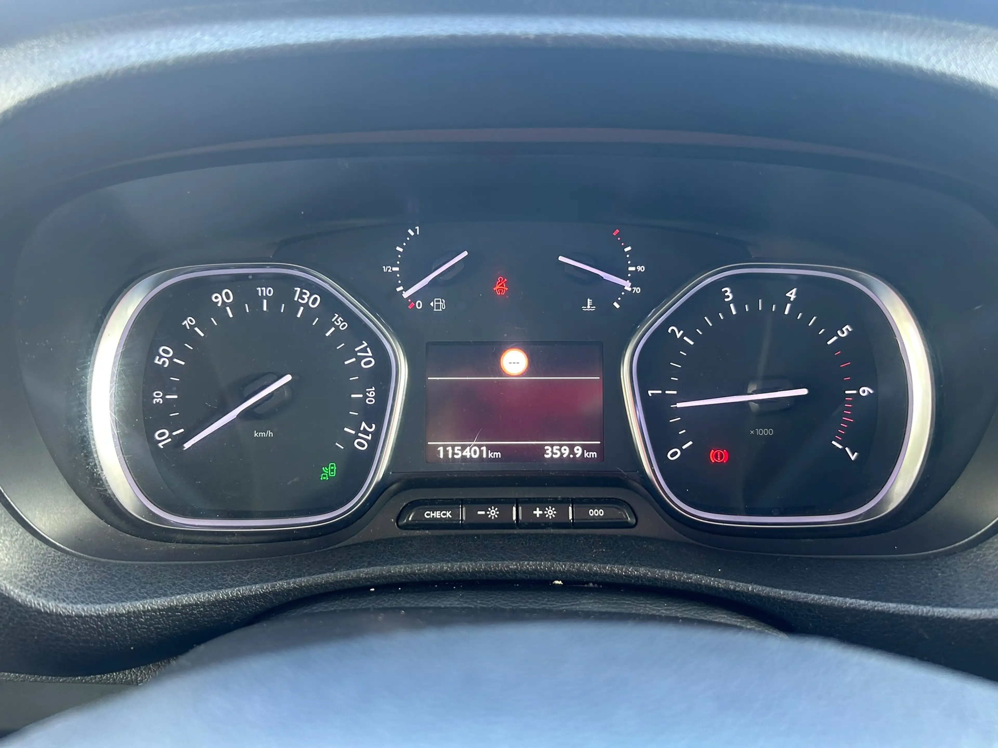 Peugeot Expert — photo 12