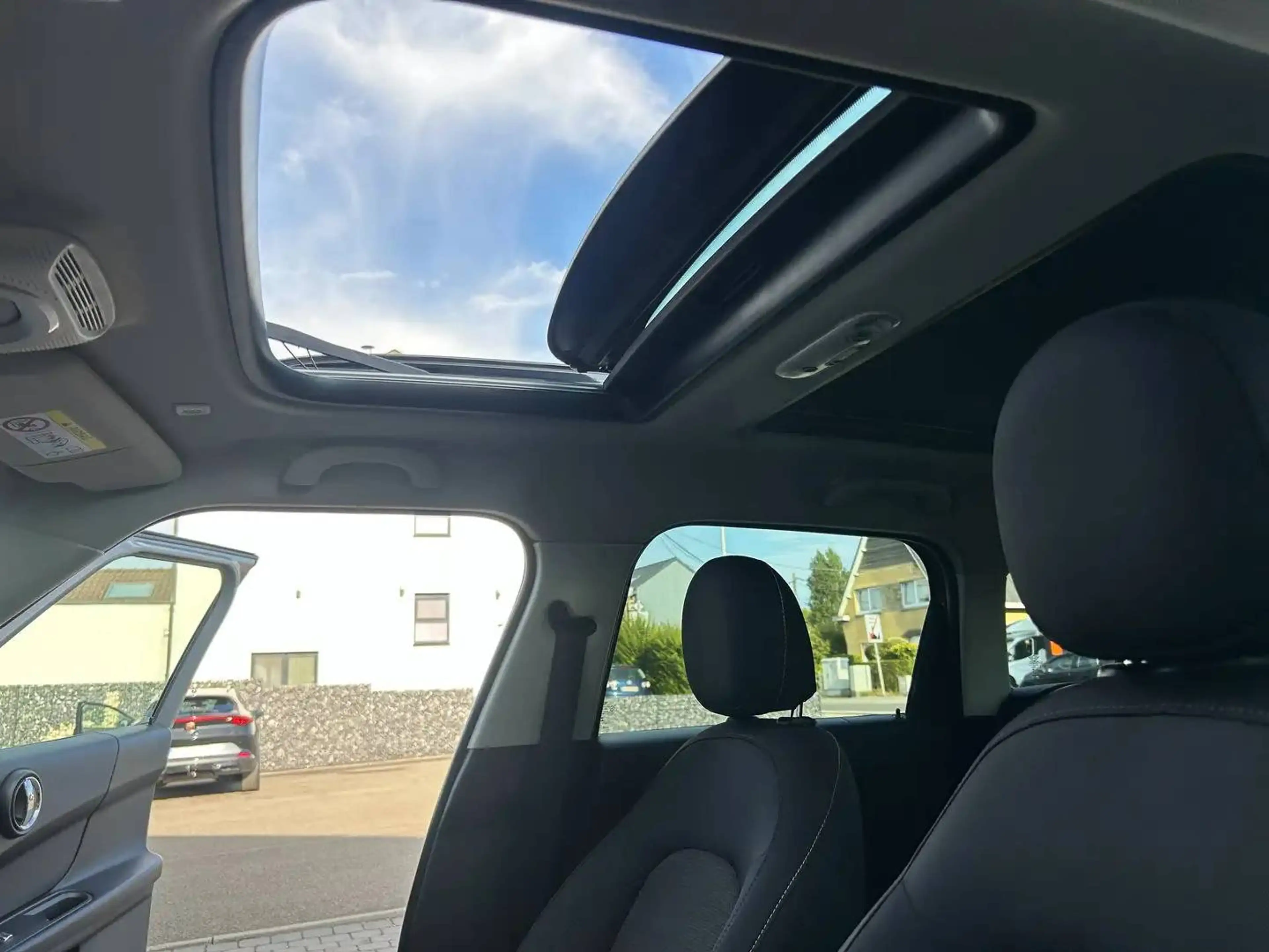 MINI One Countryman 1.5i *GARANTIE*TOIT OUVRANT*SIEGES CHAUFF*GPS*AIRCO* — photo 12