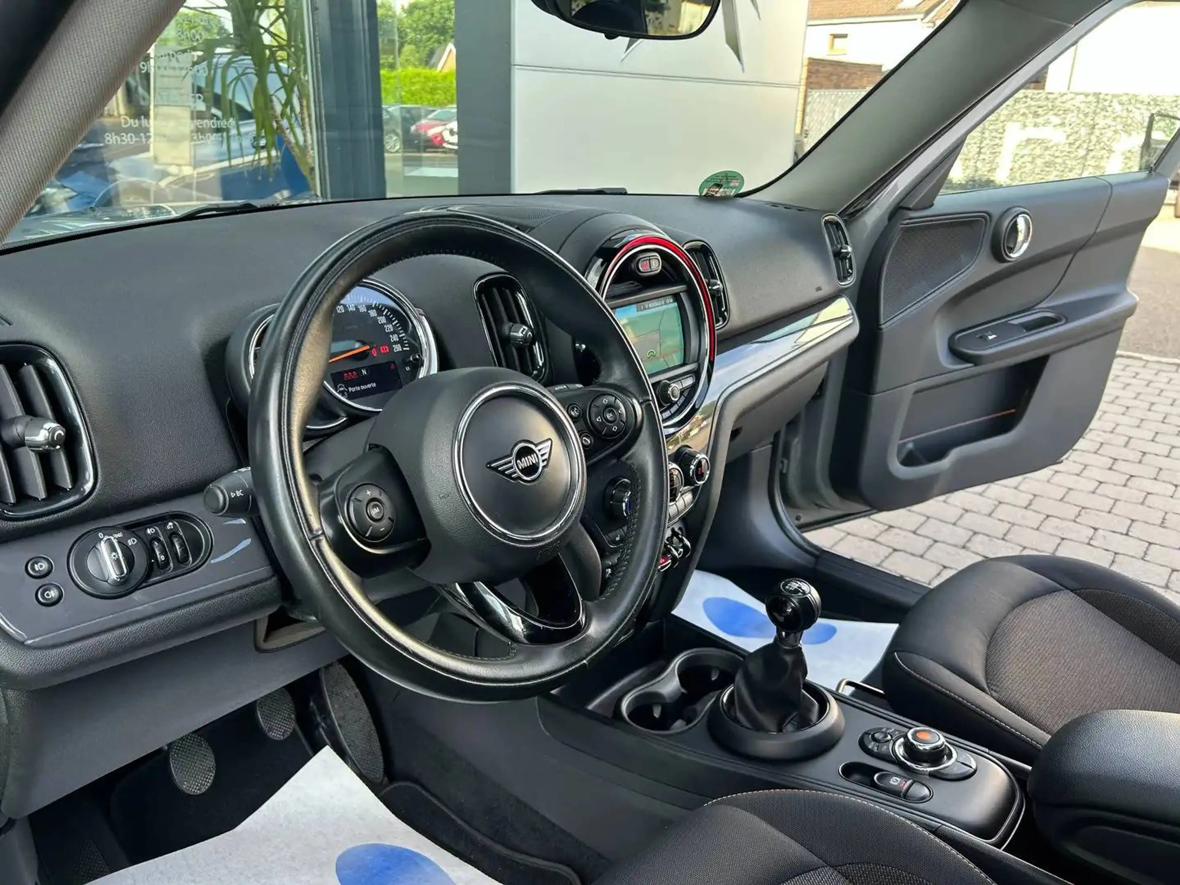 MINI One Countryman 1.5i *GARANTIE*TOIT OUVRANT*SIEGES CHAUFF*GPS*AIRCO* — photo 8