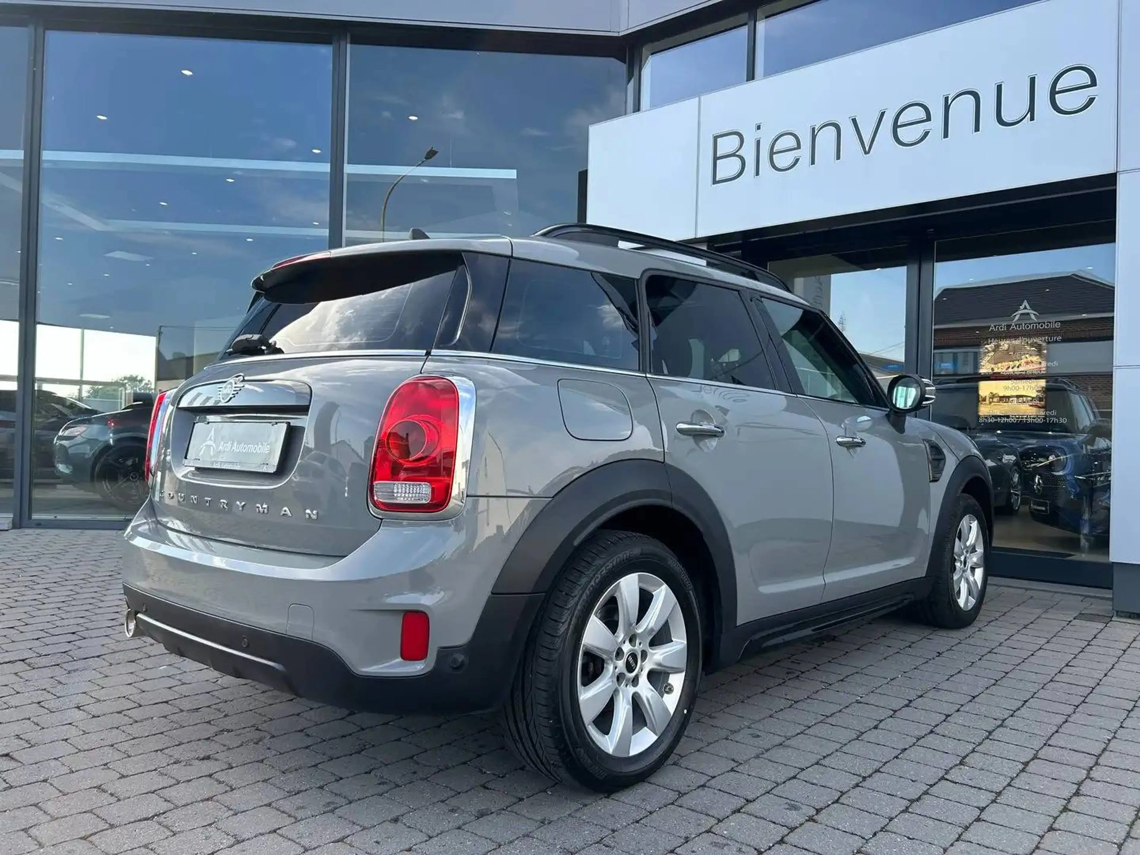 MINI One Countryman 1.5i *GARANTIE*TOIT OUVRANT*SIEGES CHAUFF*GPS*AIRCO* — photo 4