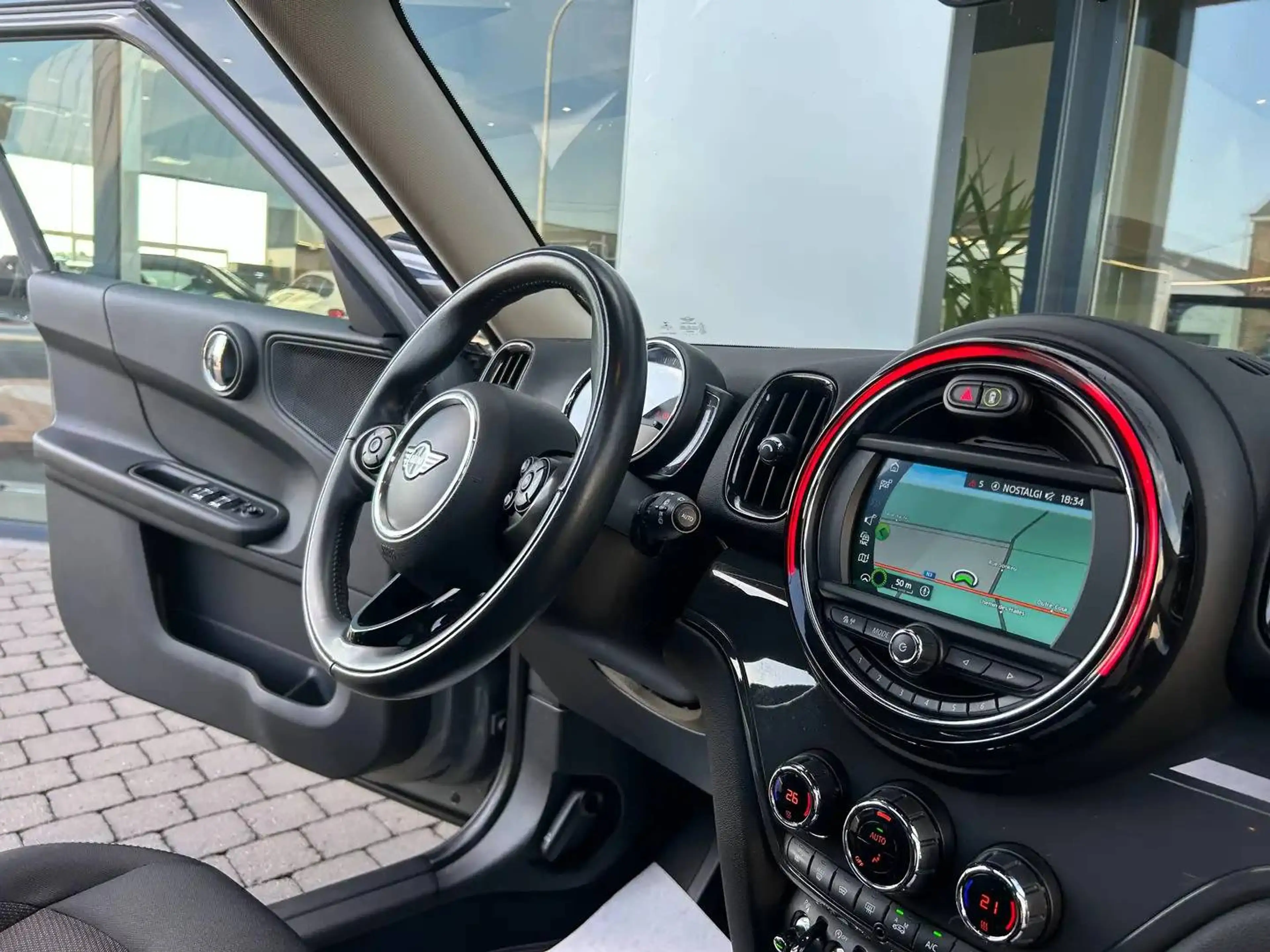 MINI One Countryman 1.5i *GARANTIE*TOIT OUVRANT*SIEGES CHAUFF*GPS*AIRCO* — photo 11
