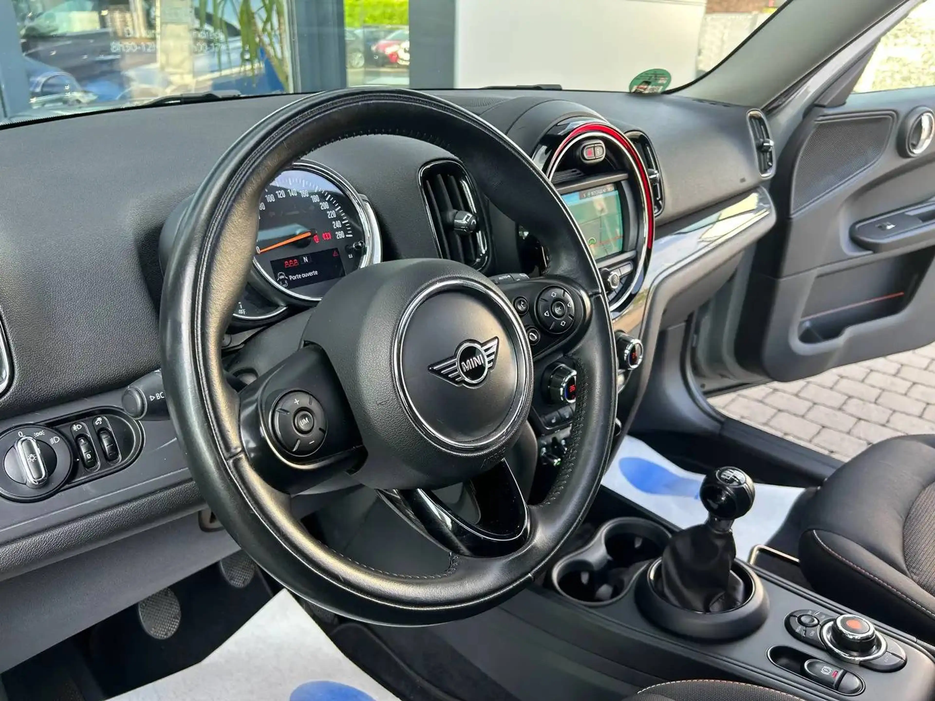 MINI One Countryman 1.5i *GARANTIE*TOIT OUVRANT*SIEGES CHAUFF*GPS*AIRCO* — photo 9