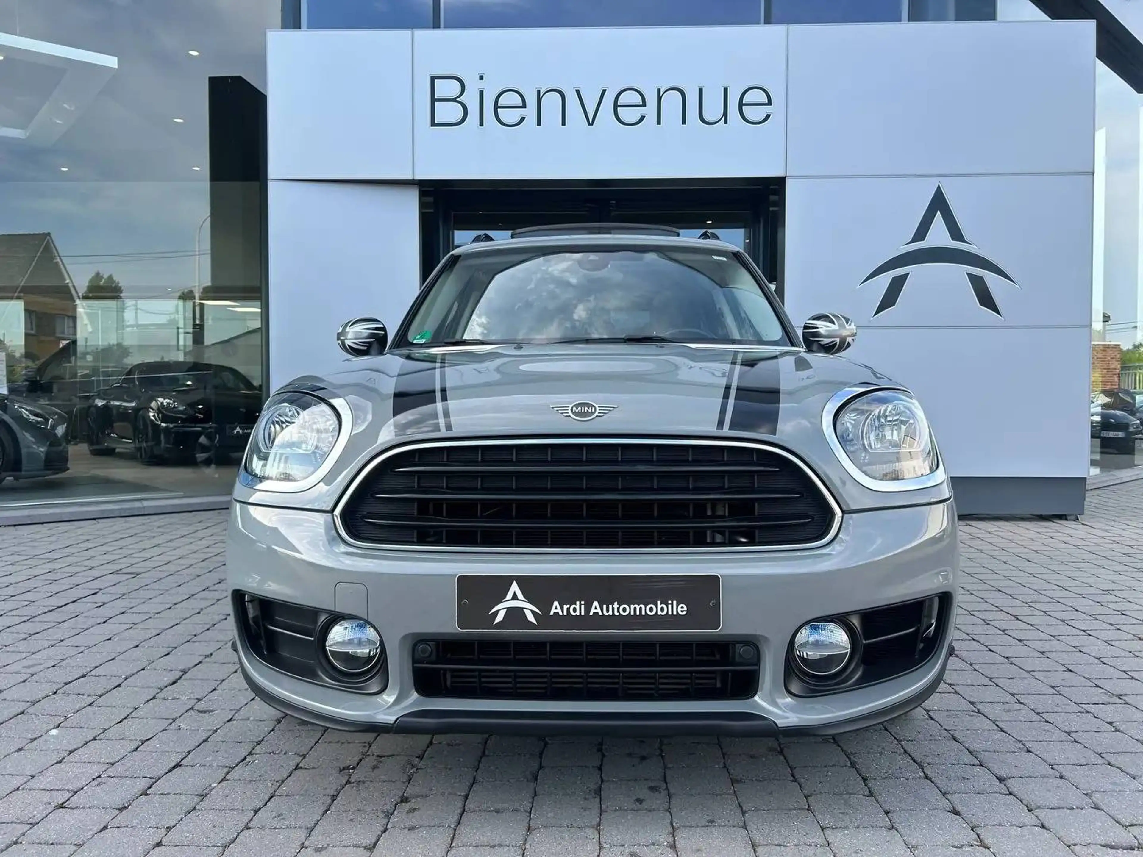 MINI One Countryman 1.5i *GARANTIE*TOIT OUVRANT*SIEGES CHAUFF*GPS*AIRCO* — photo 2