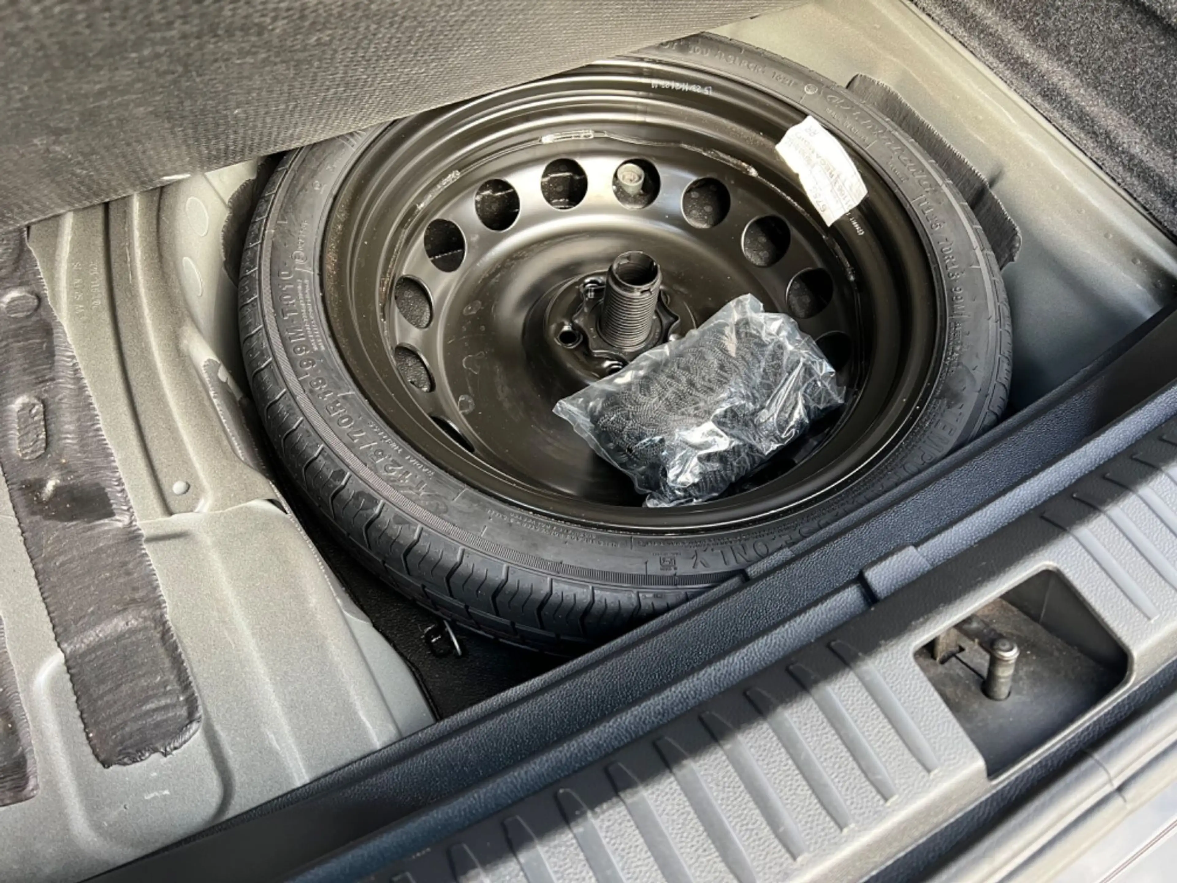 SEAT Arona FR TSI DSG *DAB*LED* — photo 8
