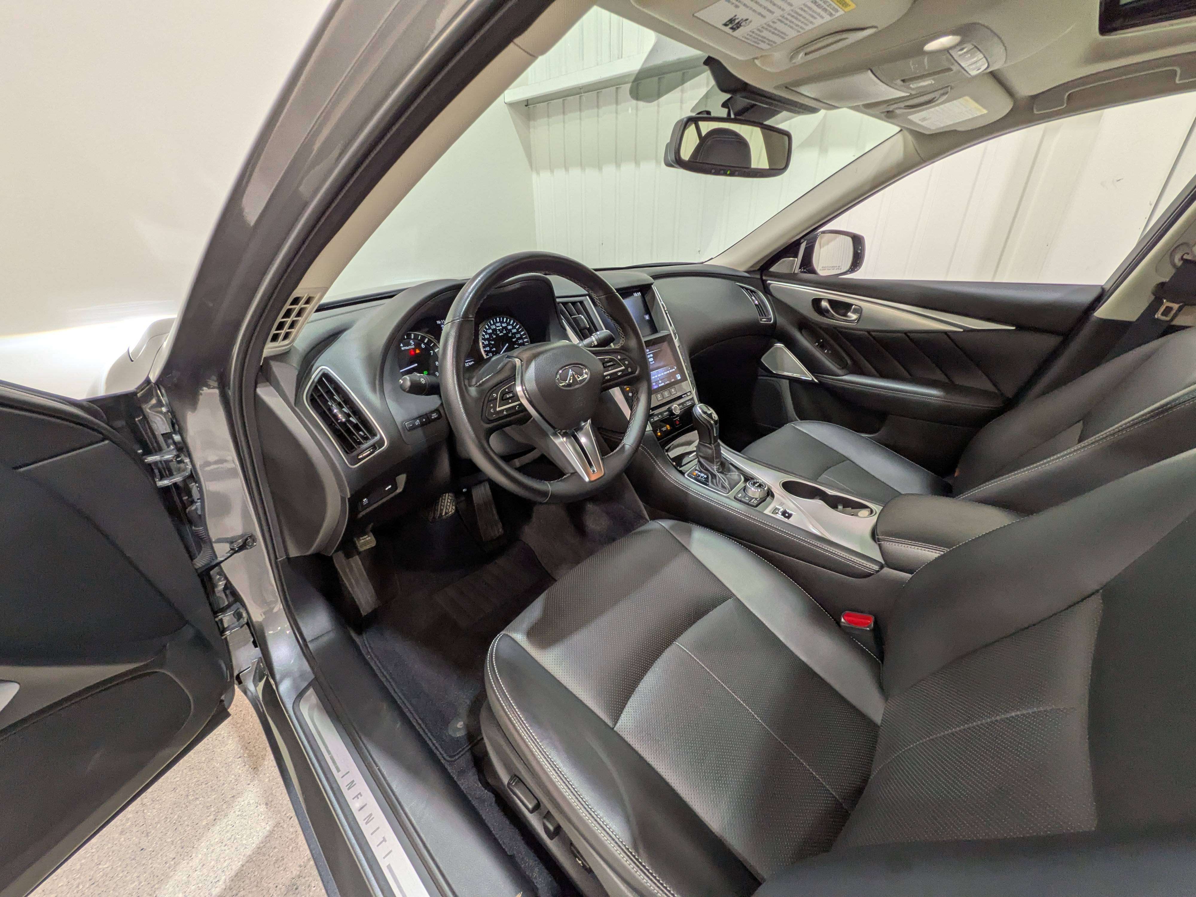 Infiniti Q50 2024