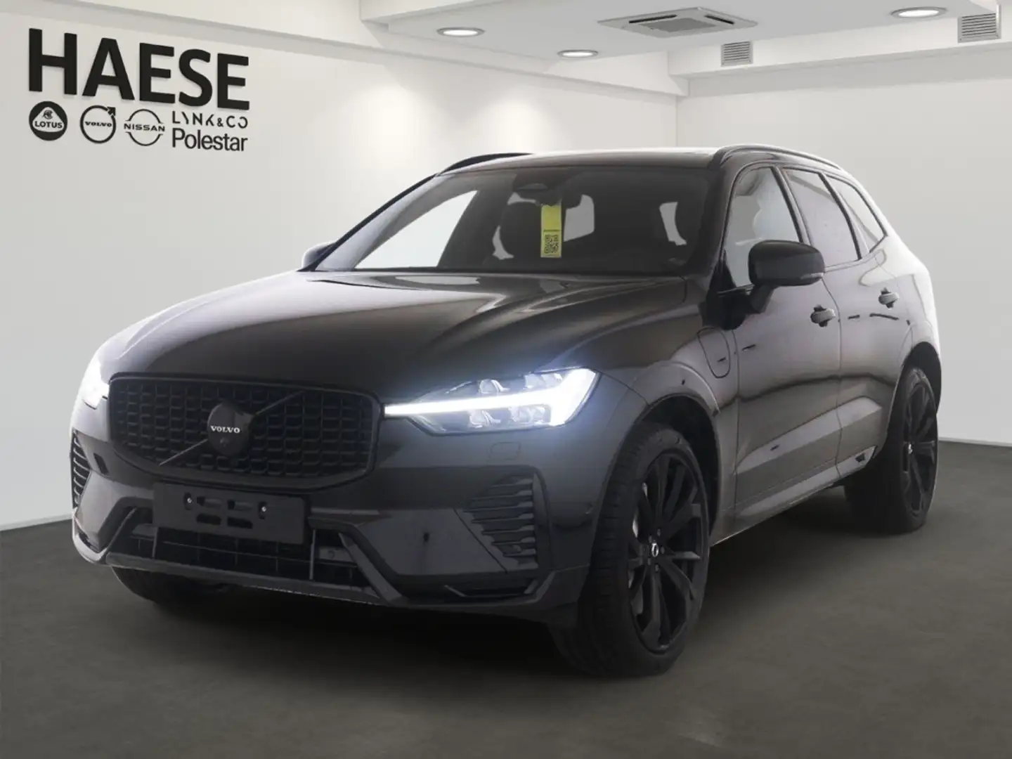 Volvo XC60 T6 Plus Black Edition Plug-In Hybrid AWD EU6e HUD Noir - 1
