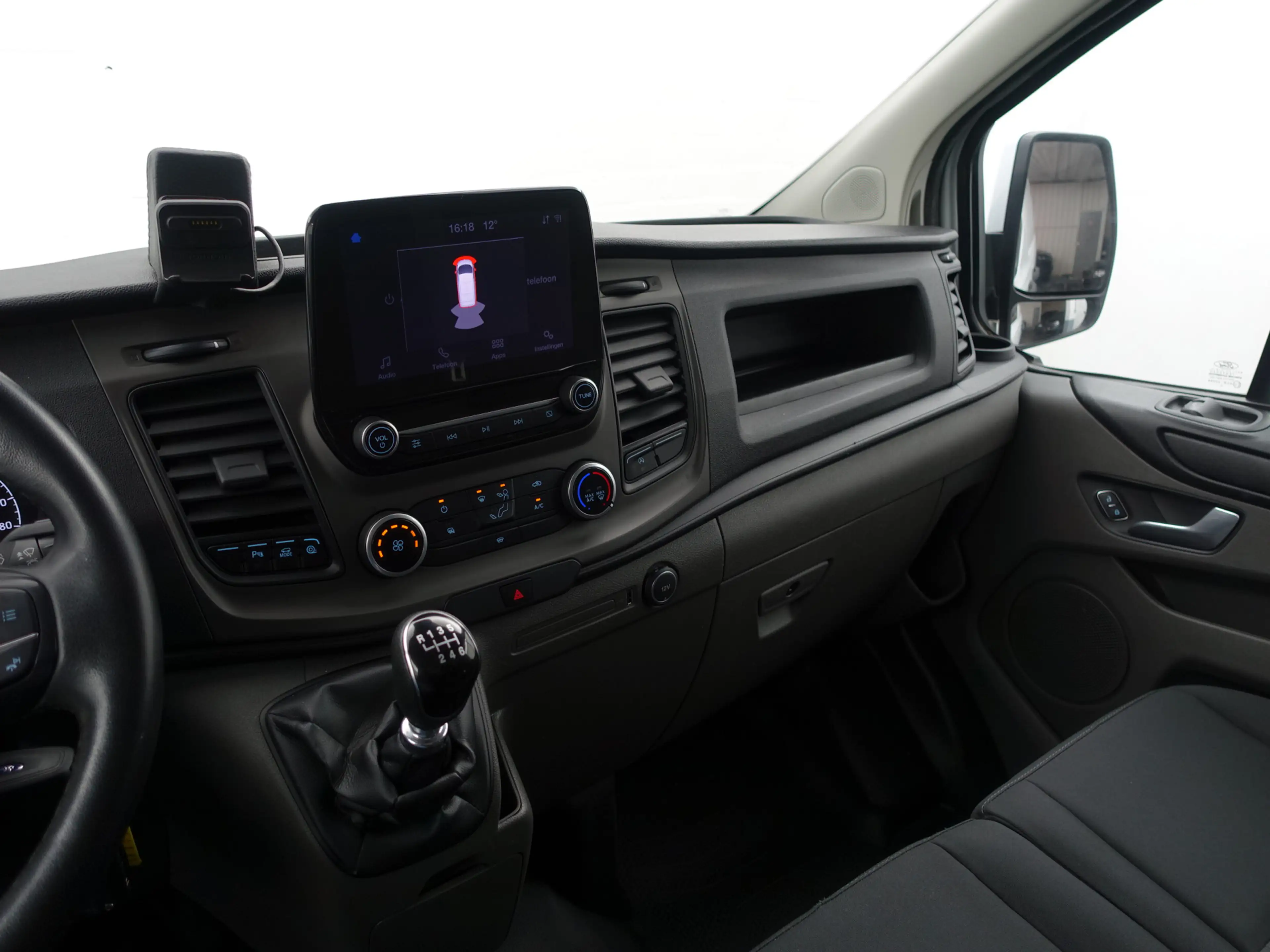 Ford Transit Custom 340 2.0 TDCI Euro 6 L2 Limited- 2x Schuifdeur, 3 P — photo 6