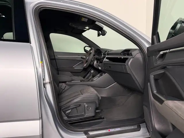 Audi RS Q3 Sportback // 1. Besitz // Garantie // 21 Zoll Ansicht 23