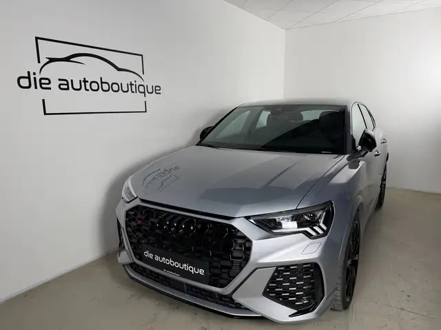 Audi RS Q3 Sportback // 1. Besitz // Garantie // 21 Zoll Ansicht 3