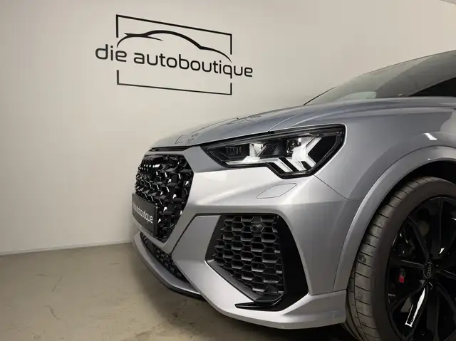 Audi RS Q3 Sportback // 1. Besitz // Garantie // 21 Zoll Ansicht 4