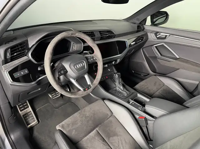 Audi RS Q3 Sportback // 1. Besitz // Garantie // 21 Zoll Ansicht 17