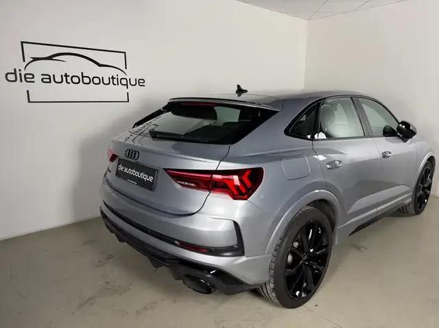 Audi RS Q3 Sportback // 1. Besitz // Garantie // 21 Zoll Ansicht 12