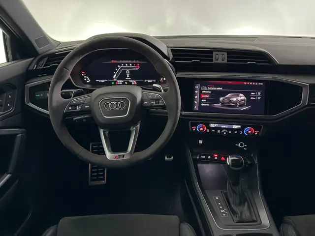 Audi RS Q3 Sportback // 1. Besitz // Garantie // 21 Zoll Ansicht 29