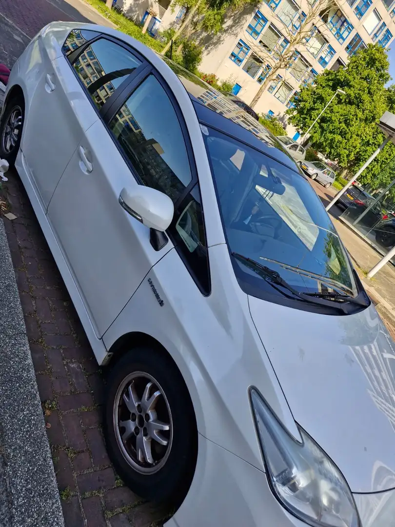 Toyota Prius 1.8 Comfort (start niet) automaat 100pk Wit - 1