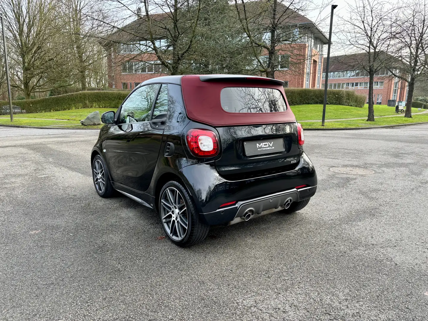 smart brabus 0.9 Turbo Xclusive DCT   JBL-NAVI-CAMERA-CARBONE Zwart - 2