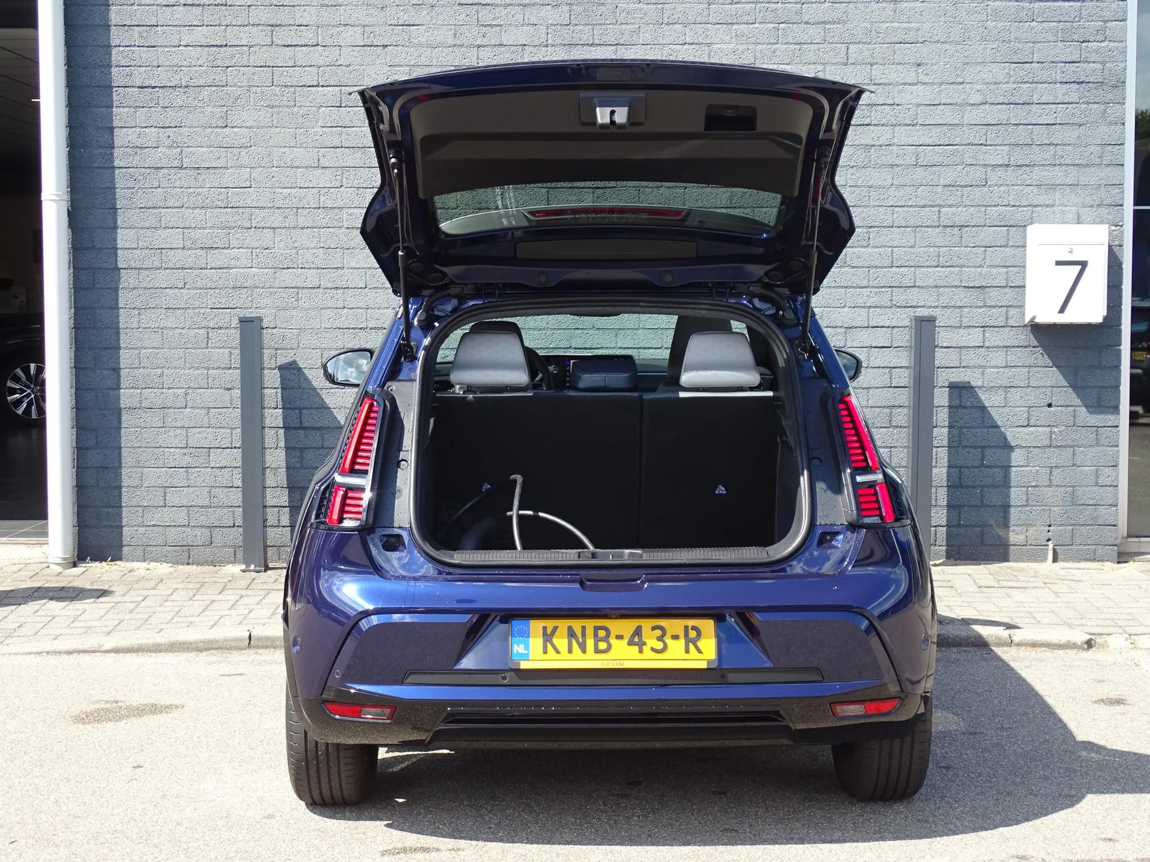 Renault R 5 comfort range Roland-Garros 52 kWh | Demo | Pack S — photo 9