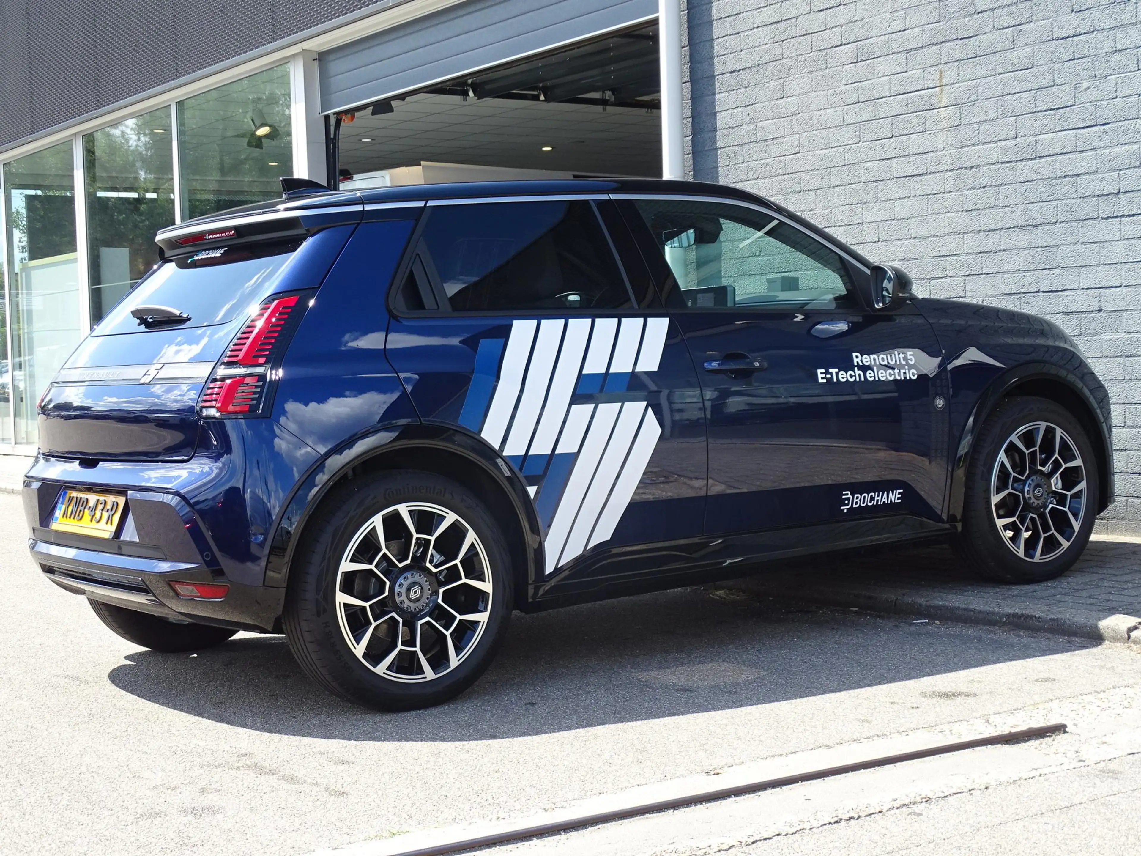 Renault R 5 comfort range Roland-Garros 52 kWh | Demo | Pack S — photo 2