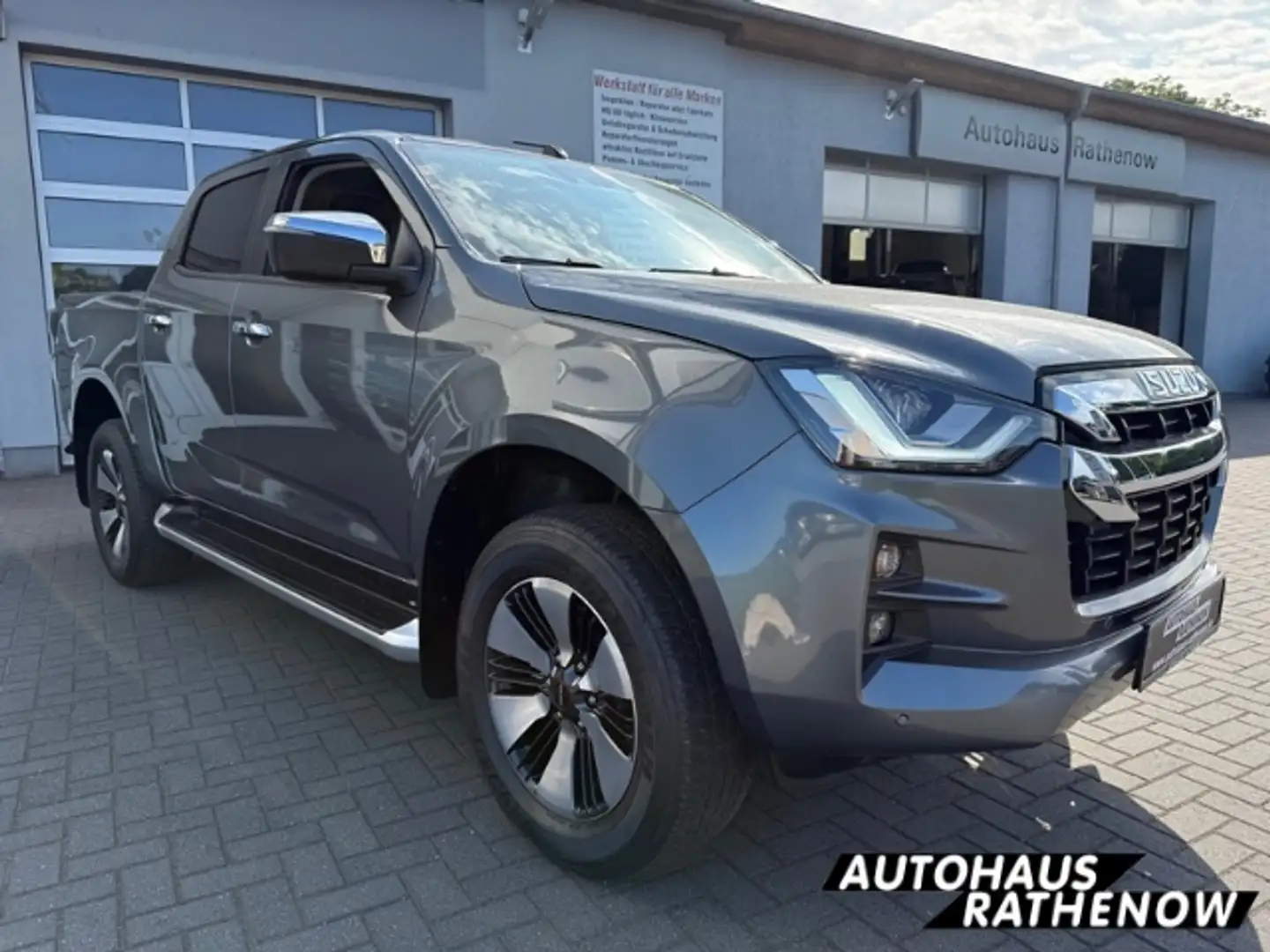 Isuzu D-Max Double Cab 4WD LSE 1.9 TD*LED Mehrzonenklima DAB e Gri - 2