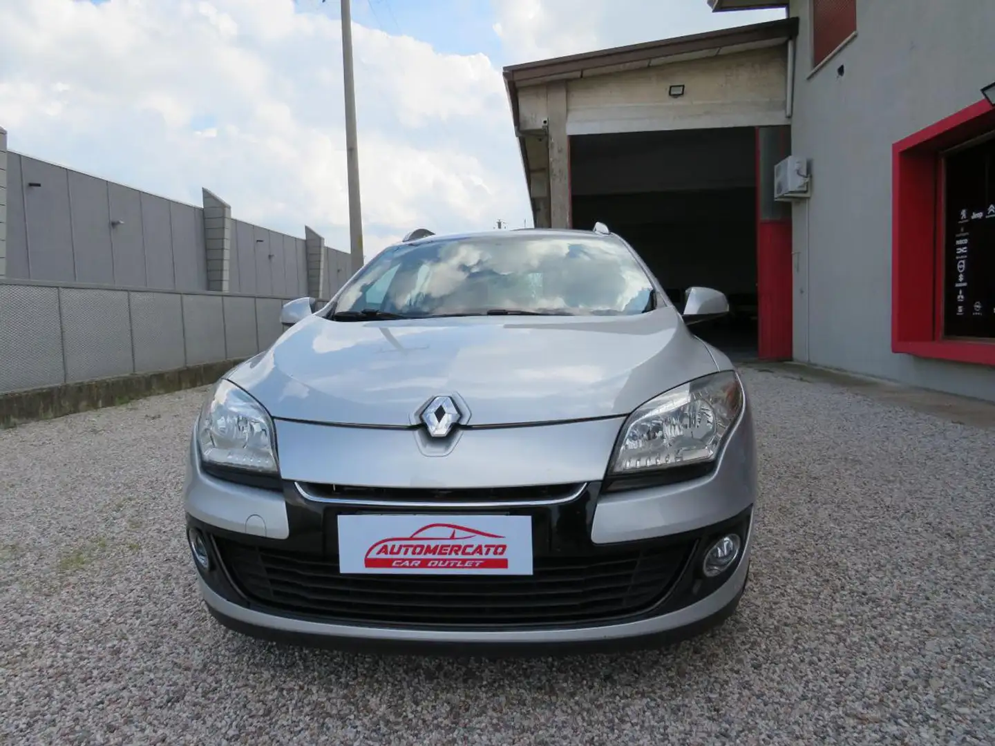 Renault Megane Mégane 1.5 dCi 90CV SporTour Wave NEOPATENTATI Argento - 2