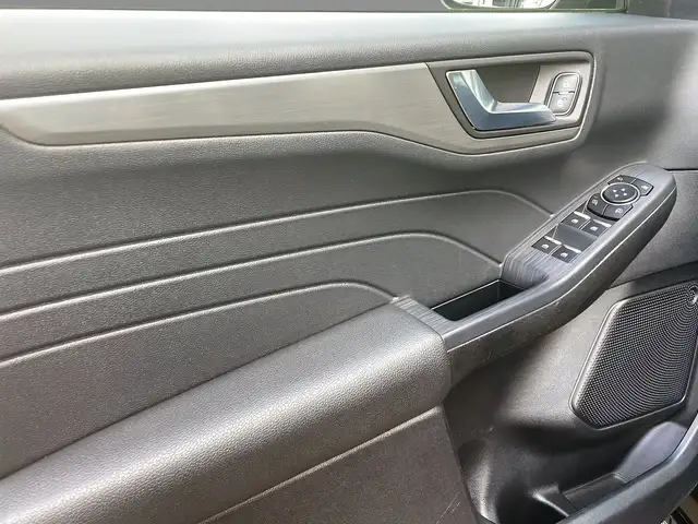 Ford Kuga view 14