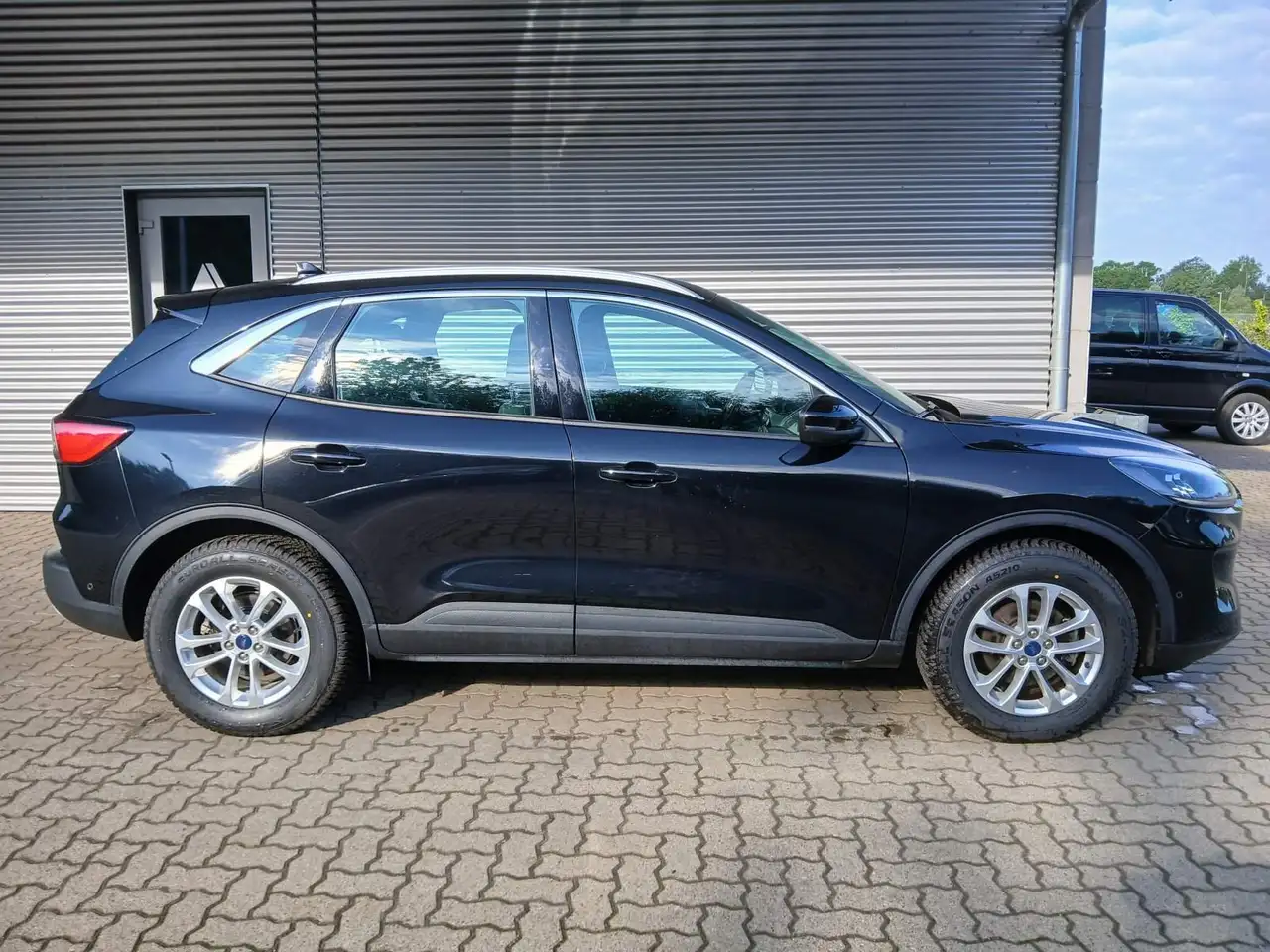 Ford Kuga 2.0 EcoBlue Titanium Sitzheizung+Kamera+AHK, миниатюра 5