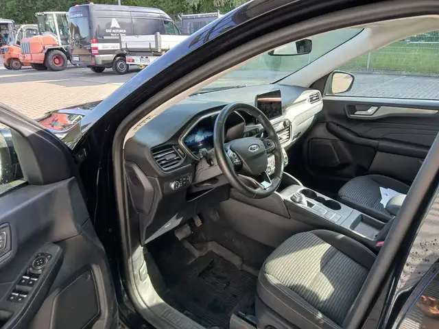 Ford Kuga view 11