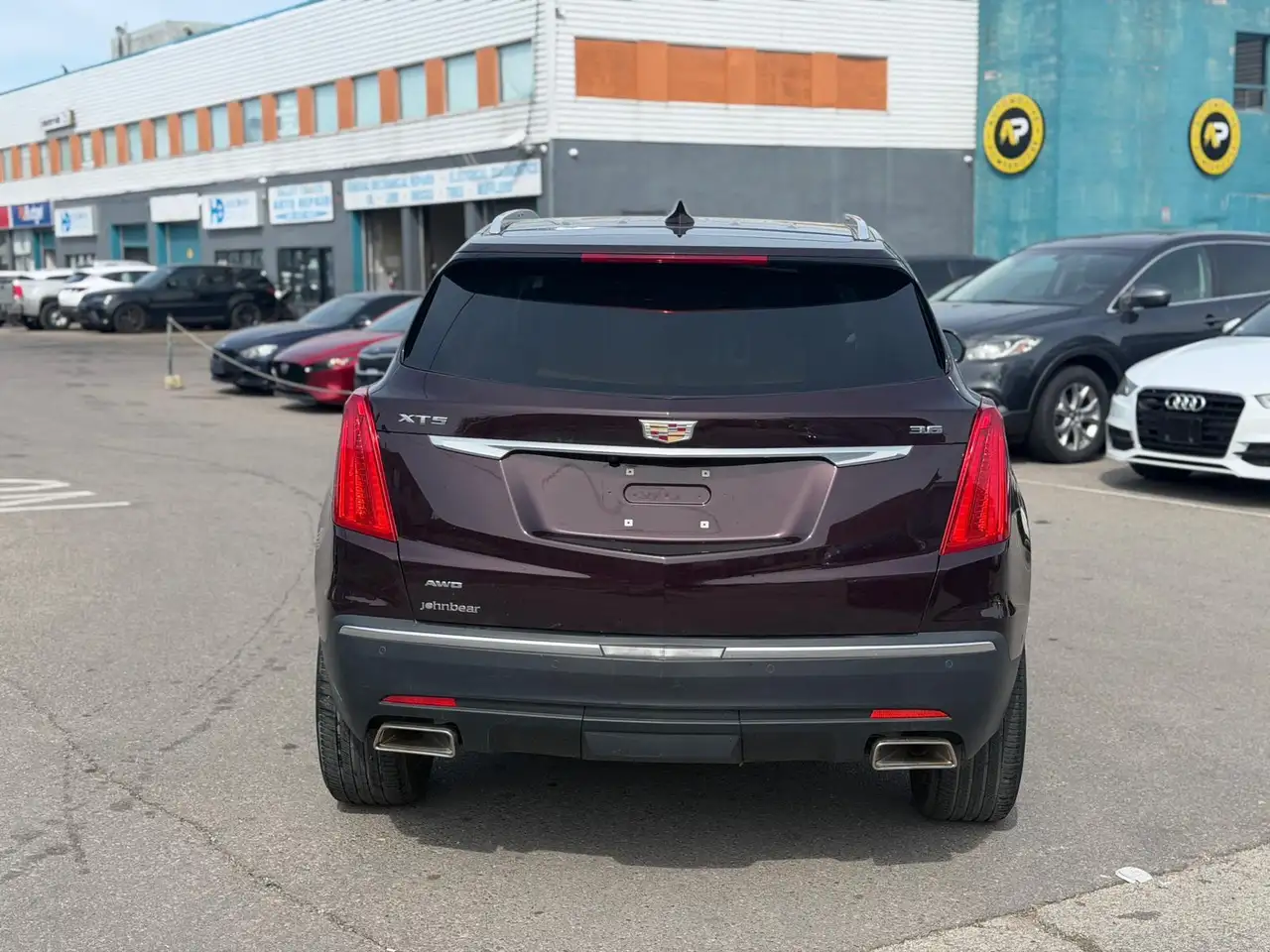 Cadillac XT5 снимка Cadillac XT5