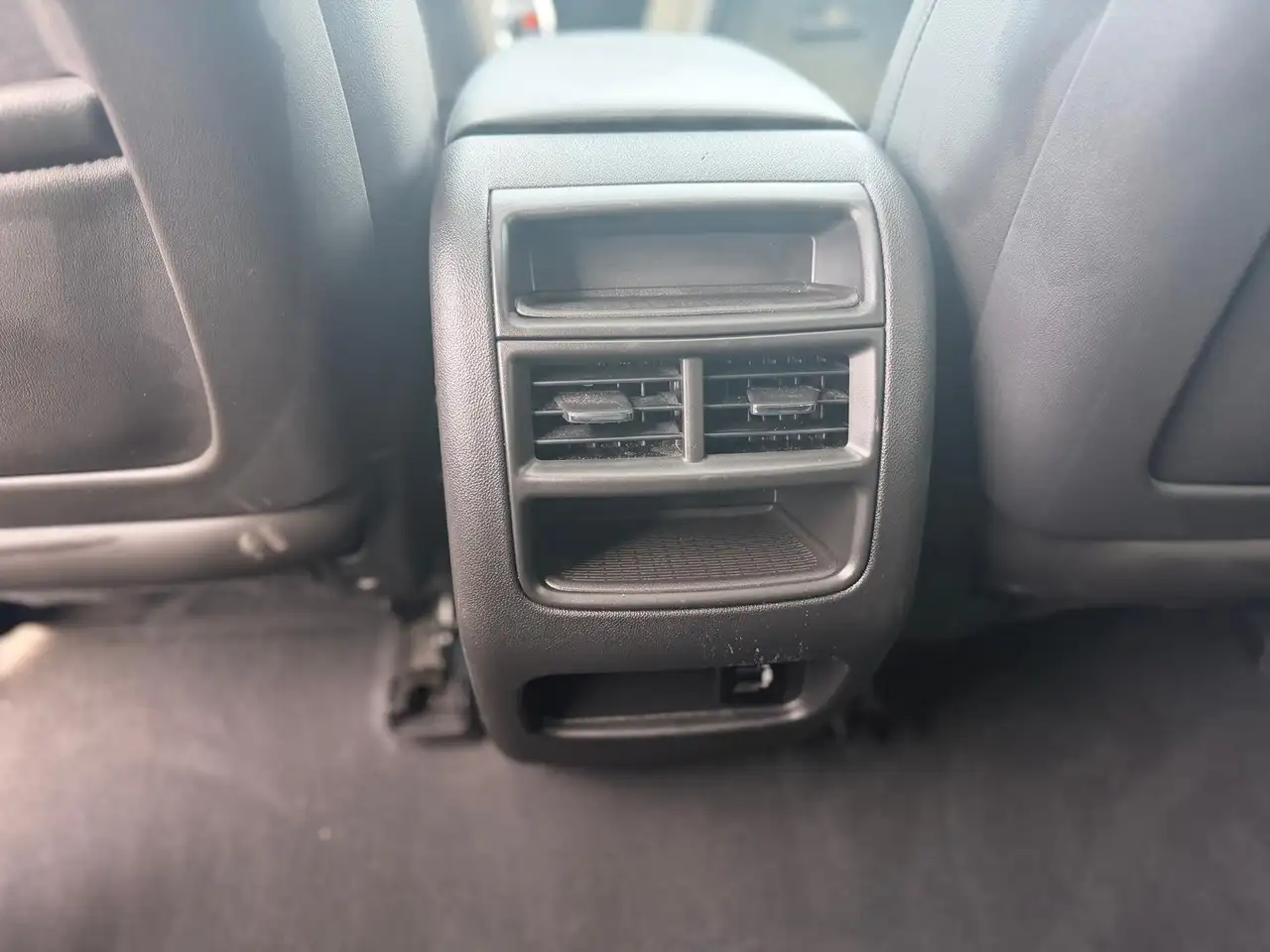 Cadillac XT5 снимка Cadillac XT5