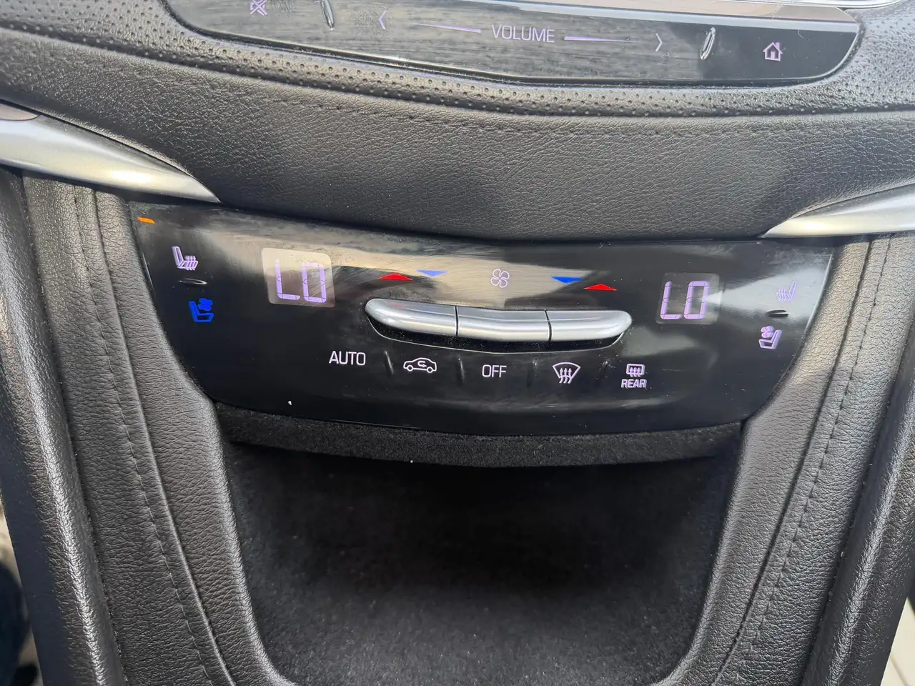 Cadillac XT5 снимка Cadillac XT5