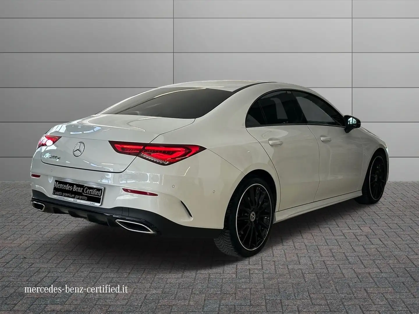 Mercedes-Benz CLA 200 CLA Coupe 200 d Premium auto Bianco - 2