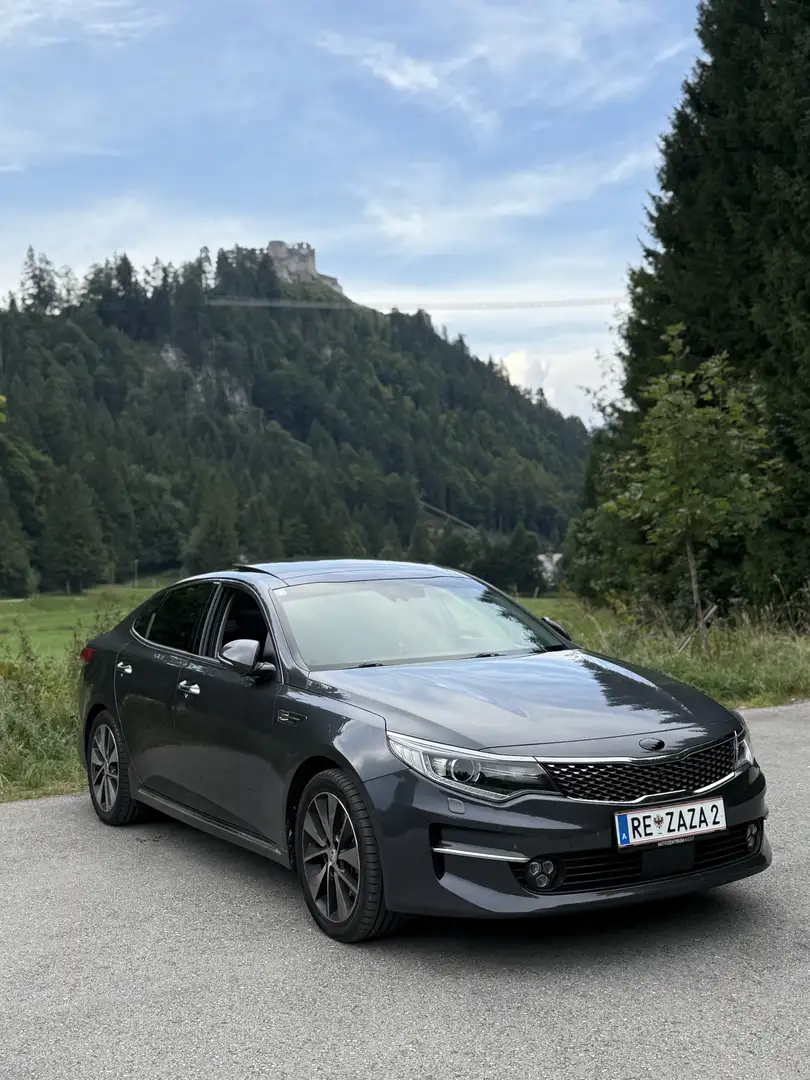 Kia Optima - 1