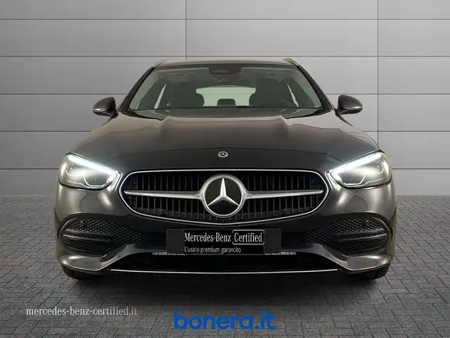 Mercedes-Benz C-Class view 4