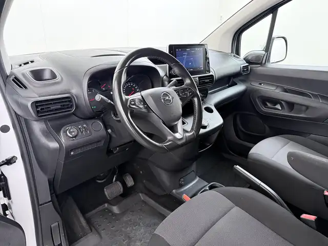 Opel Combo view 3