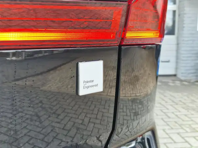 Volvo XC60 view 18