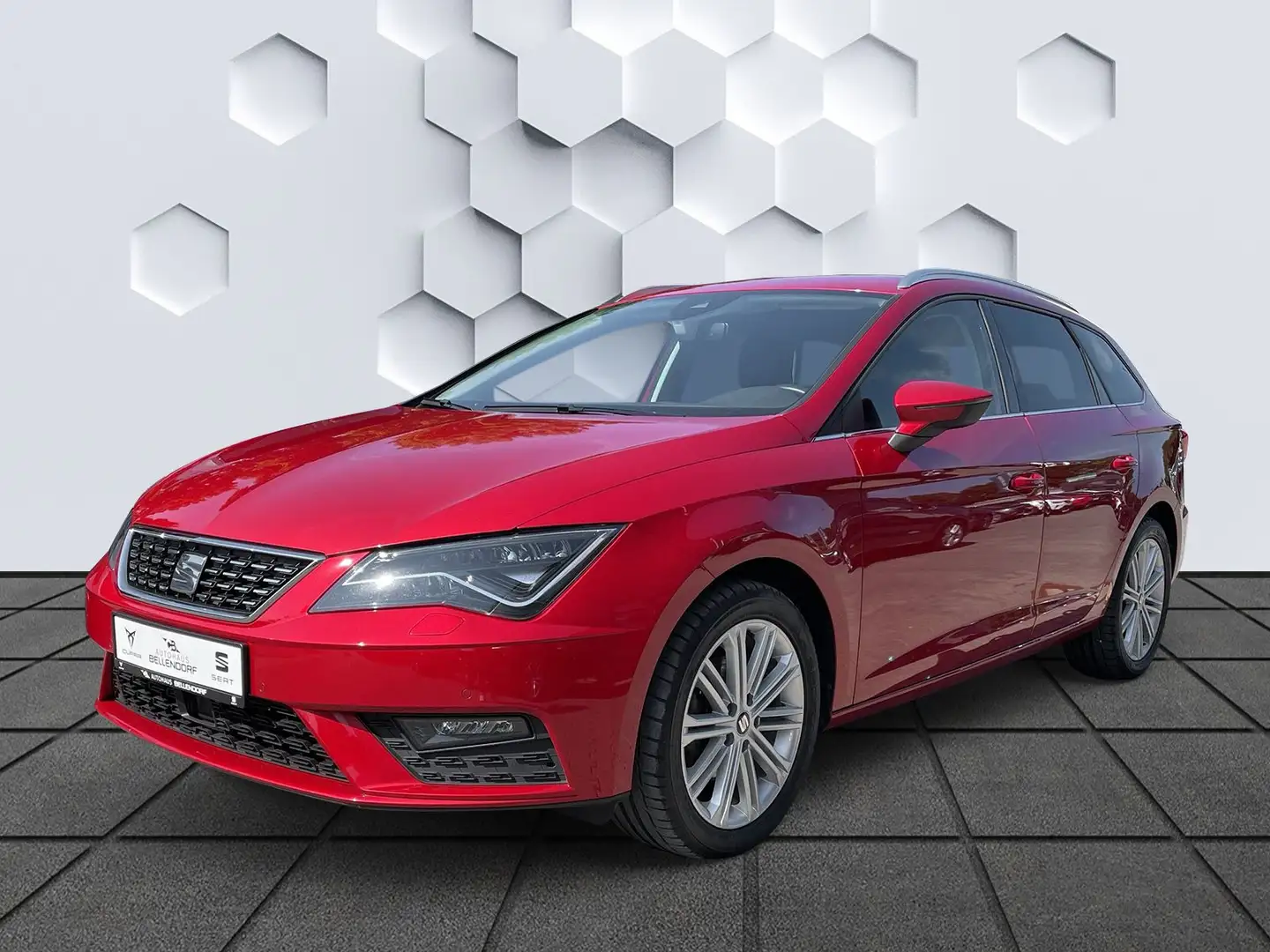 SEAT Leon Sportstourer 1.5 DSG TSI Xcellence Navi Rüc Rouge - 1