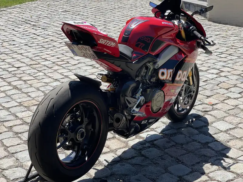 Ducati PANIGALE V4 S - foto 3