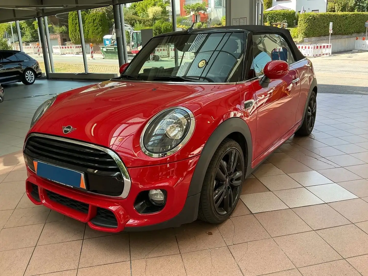 MINI Cooper Cabrio COOPER CABRIOLET JCW PAKET SHZ PDC CONNECTMEDIA Rot - 2