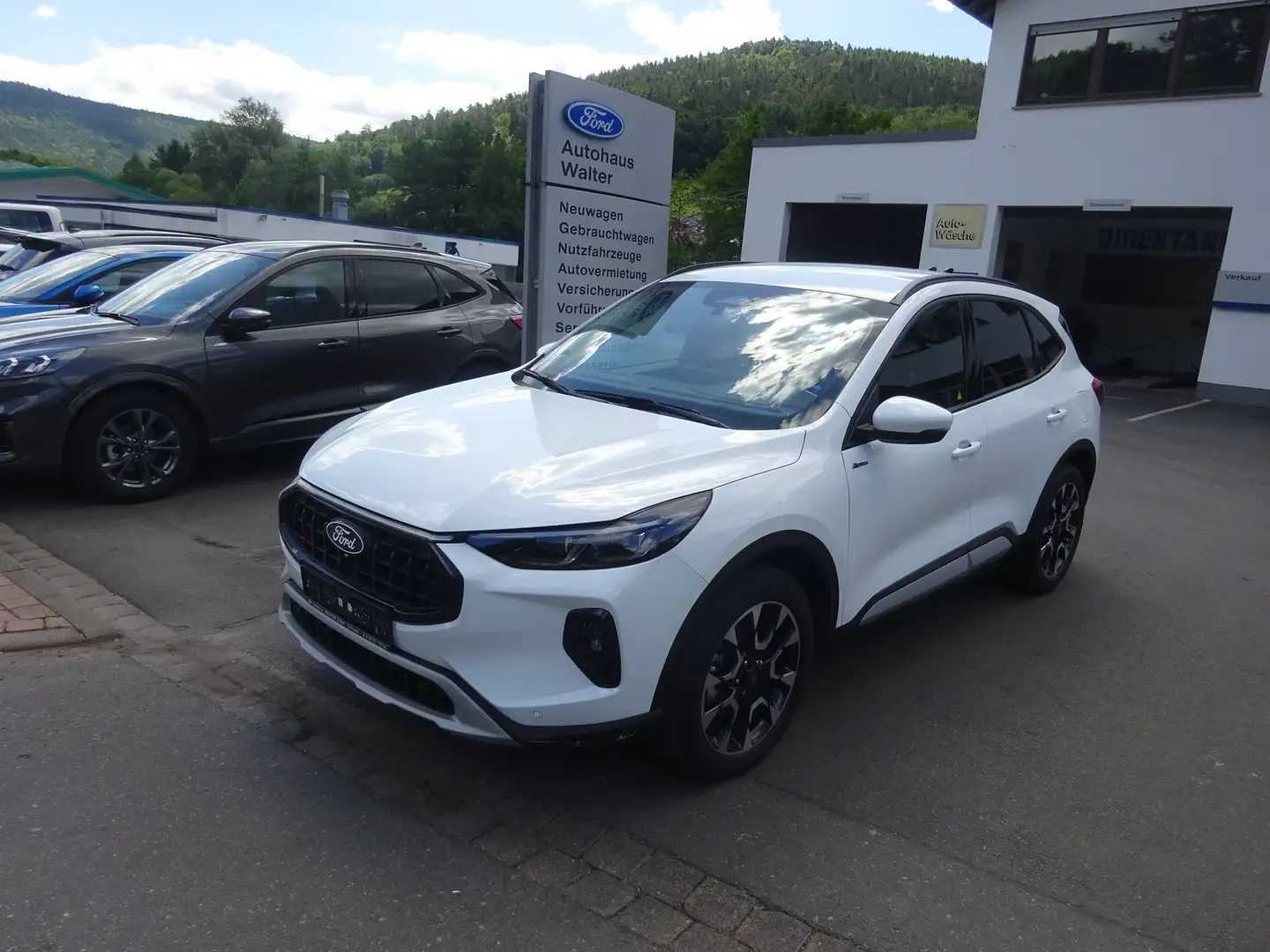 Ford Kuga Hybrid FHEV Active Allrad AHK Neues Modell Blanco - 1