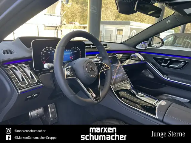 Mercedes-Benz S-Class view 8