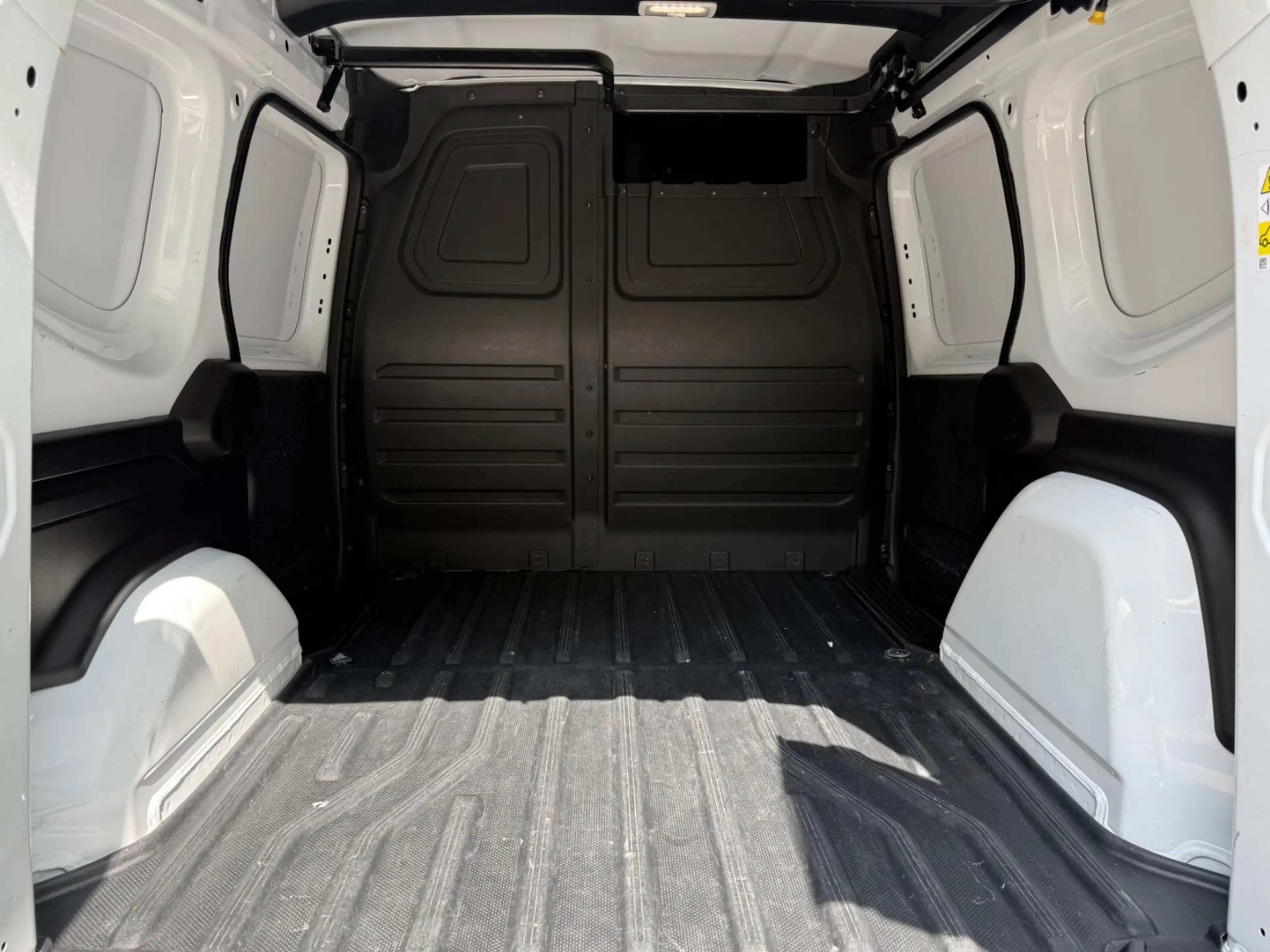 Renault Kangoo III Rapid Advance*TÜV NEU*NAVI*KAM*TEMP* — photo 9