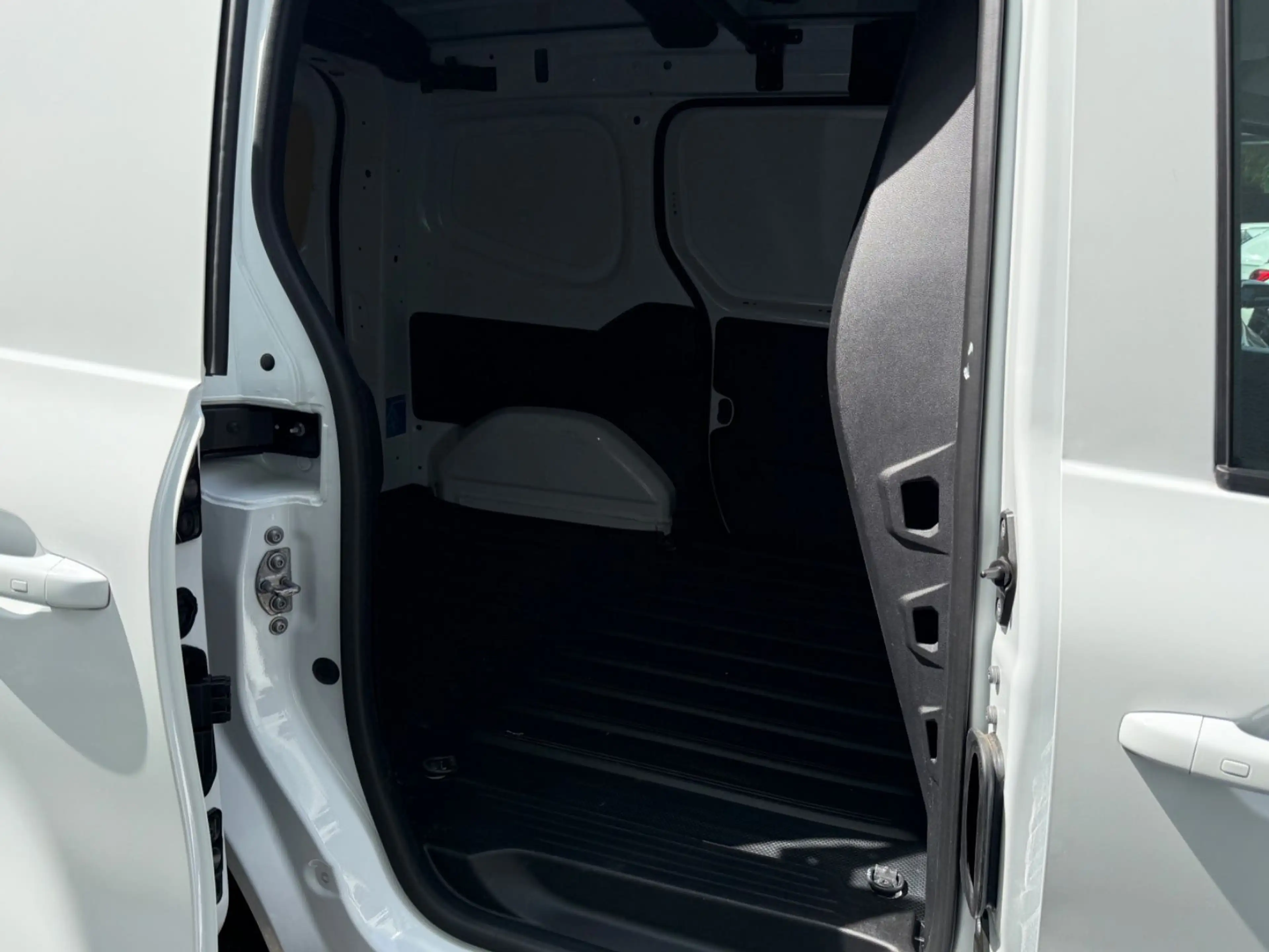 Renault Kangoo III Rapid Advance*TÜV NEU*NAVI*KAM*TEMP* — photo 10
