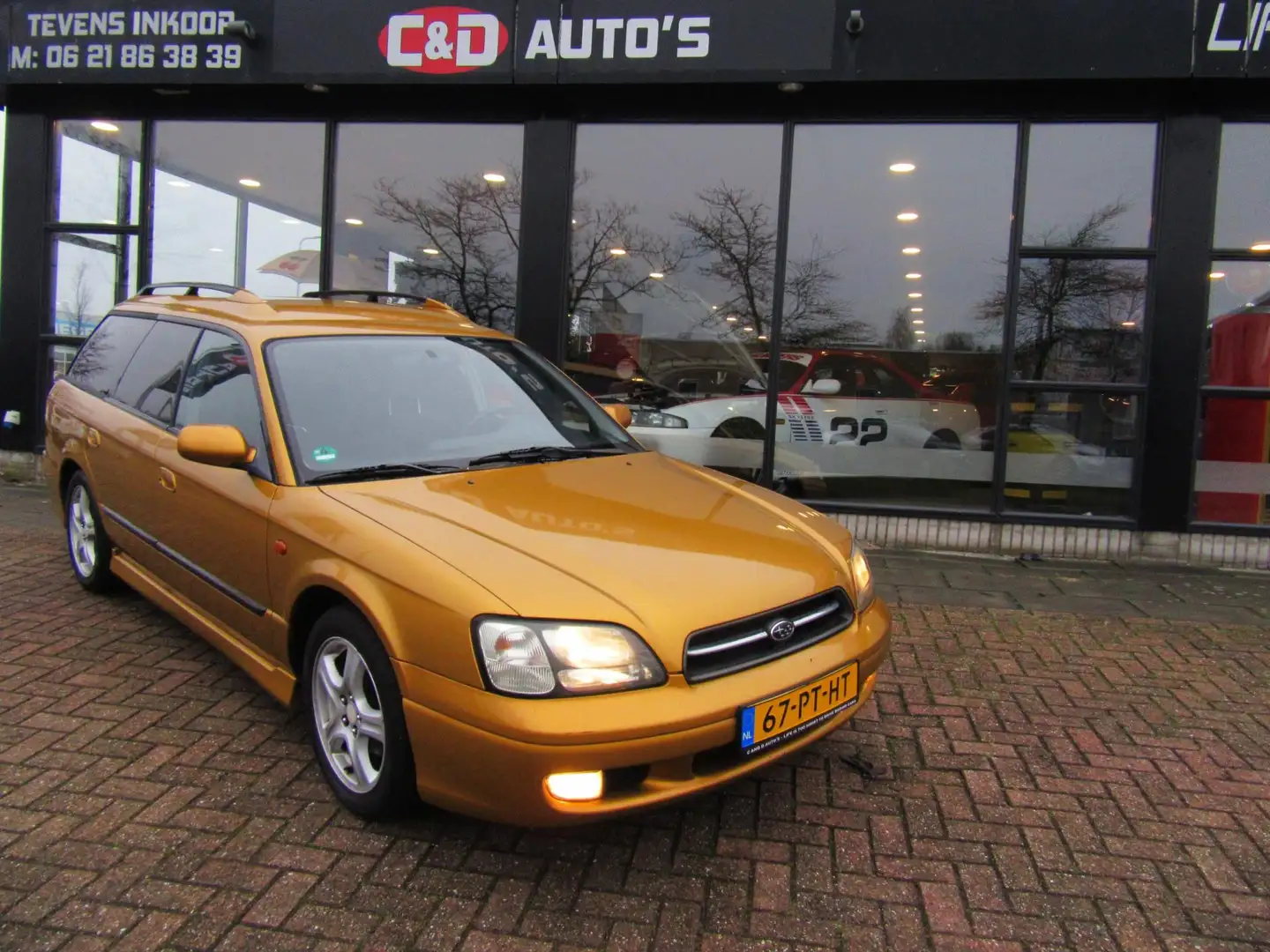 Subaru Legacy Touring Wagon 2.5 GX AWD 2004 4X4 WD Gelb - 2