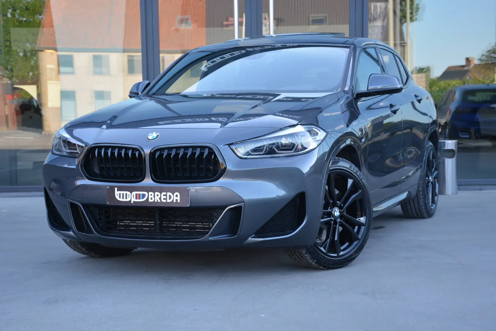 BMW X2 xDrive25e M-Sport/Pano/Memory seats/HUD/Keyless Gris - 2