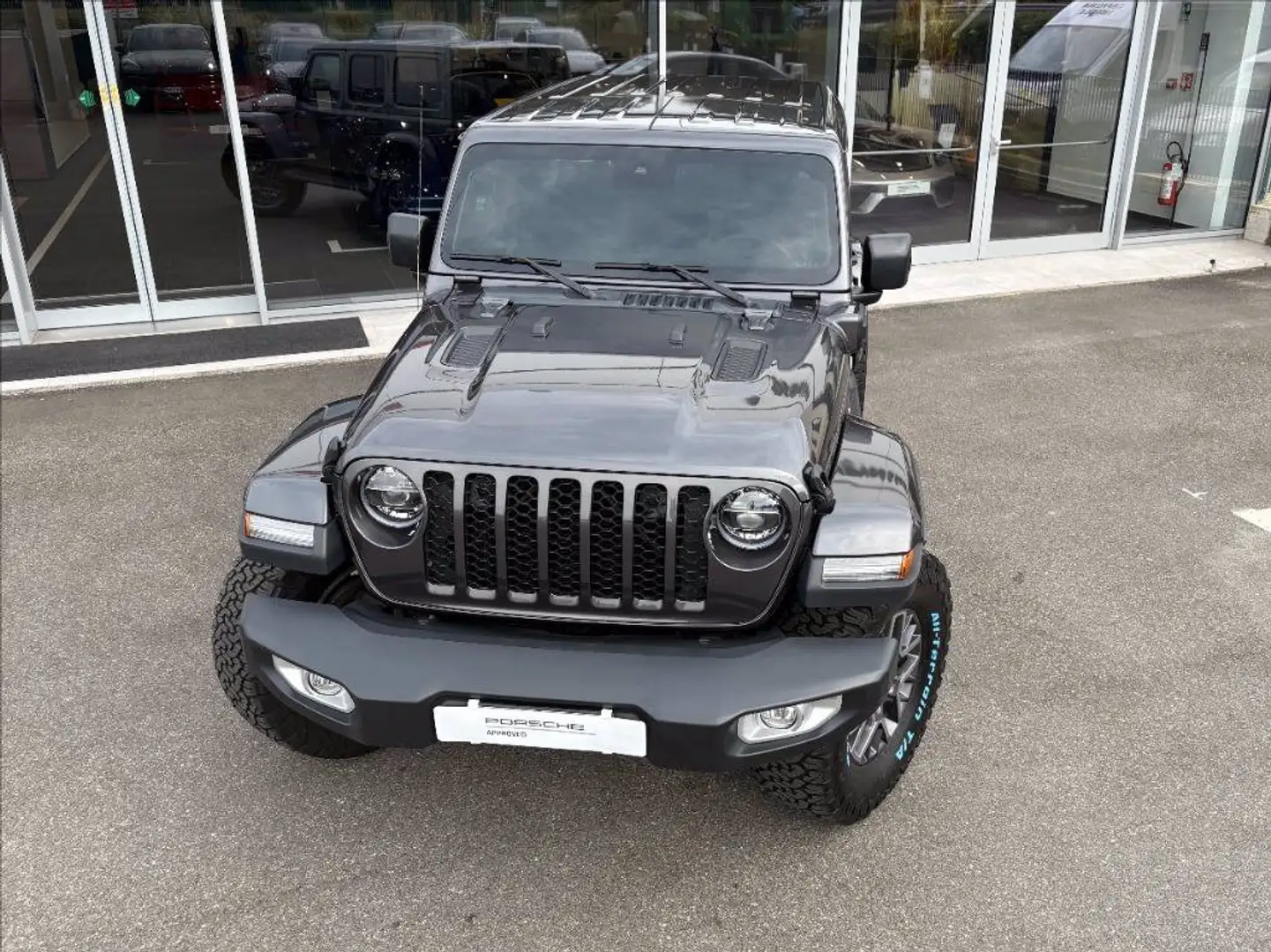 Jeep Wrangler Unlimited 2.0 atx phev Sahara 4xe auto Grigio - 2