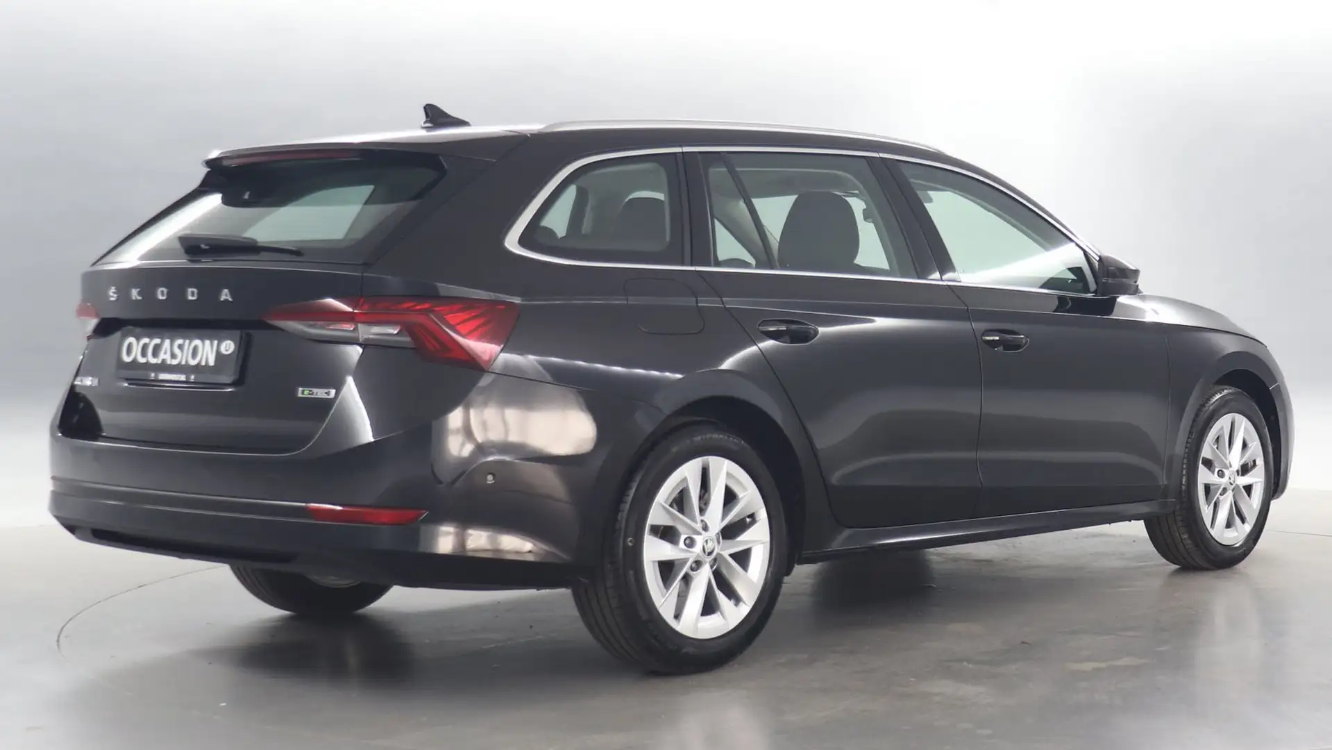 Skoda Octavia Combi 1.5 eTSI 150pk Automaat Style Panoramadak Na Zwart - 2