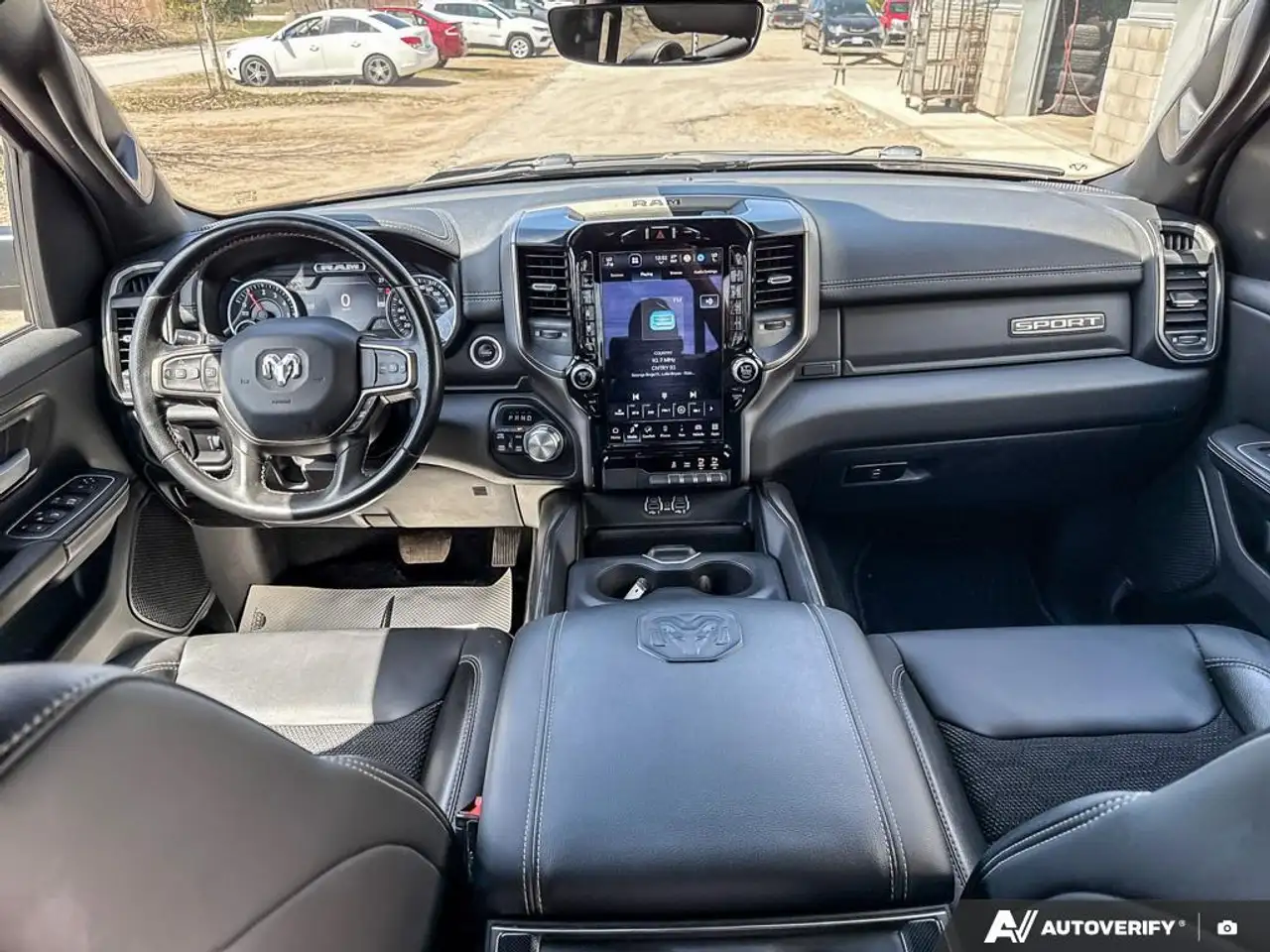 RAM 1500 снимка RAM 1500