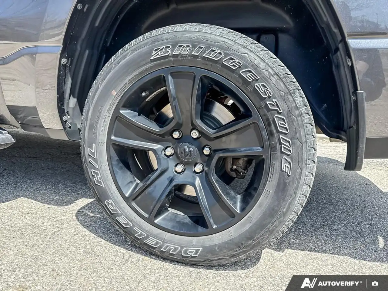 RAM 1500 снимка RAM 1500