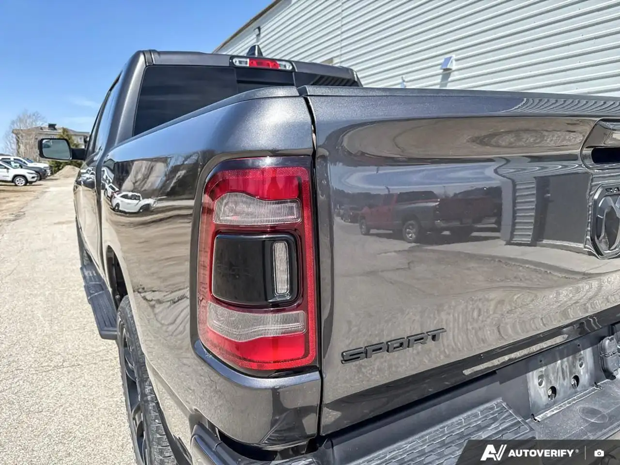 RAM 1500 снимка RAM 1500