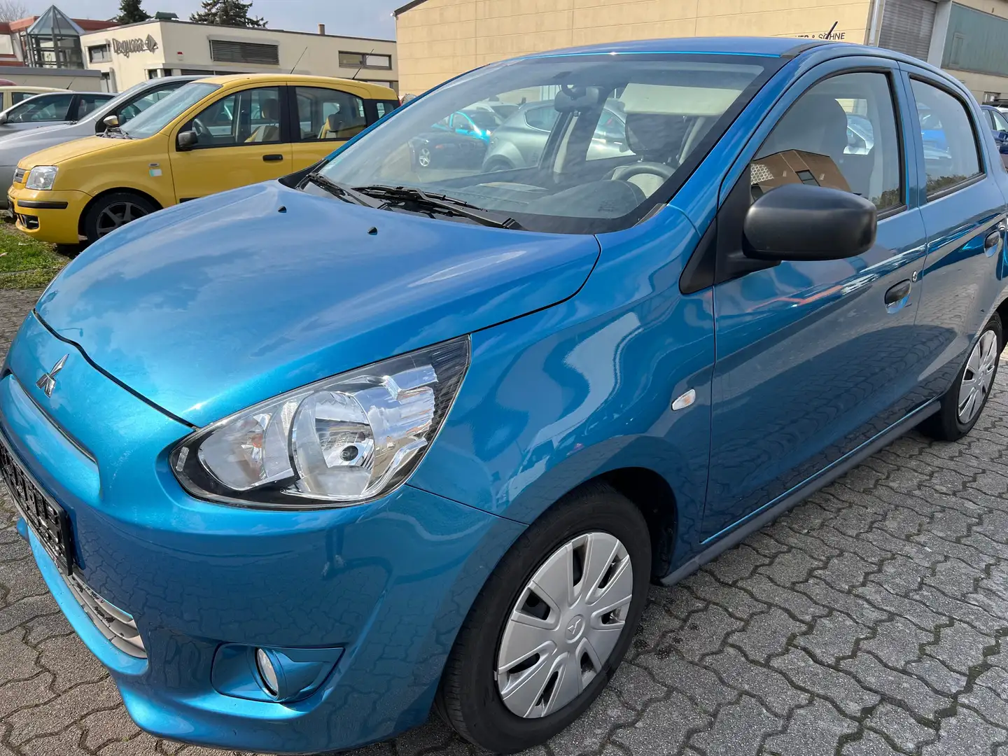 Mitsubishi Space Star Diamant Edition Blau - 2