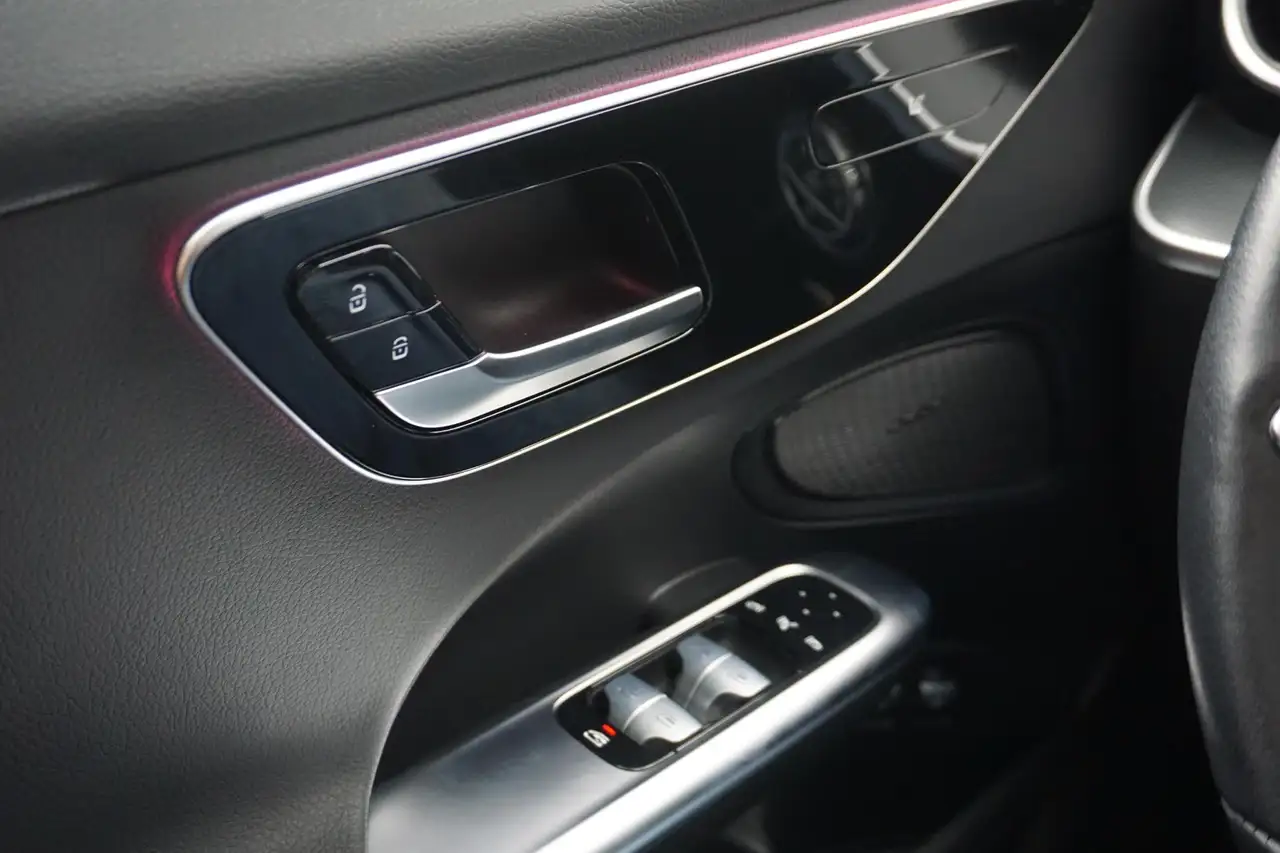 Mercedes-Benz C-Class e Business Line Limited PANO HUD ACC, миниатюра 29